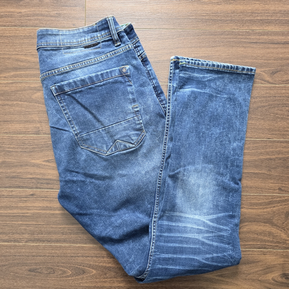 3 For 30 Men's Classic Indigo Straight Jeans